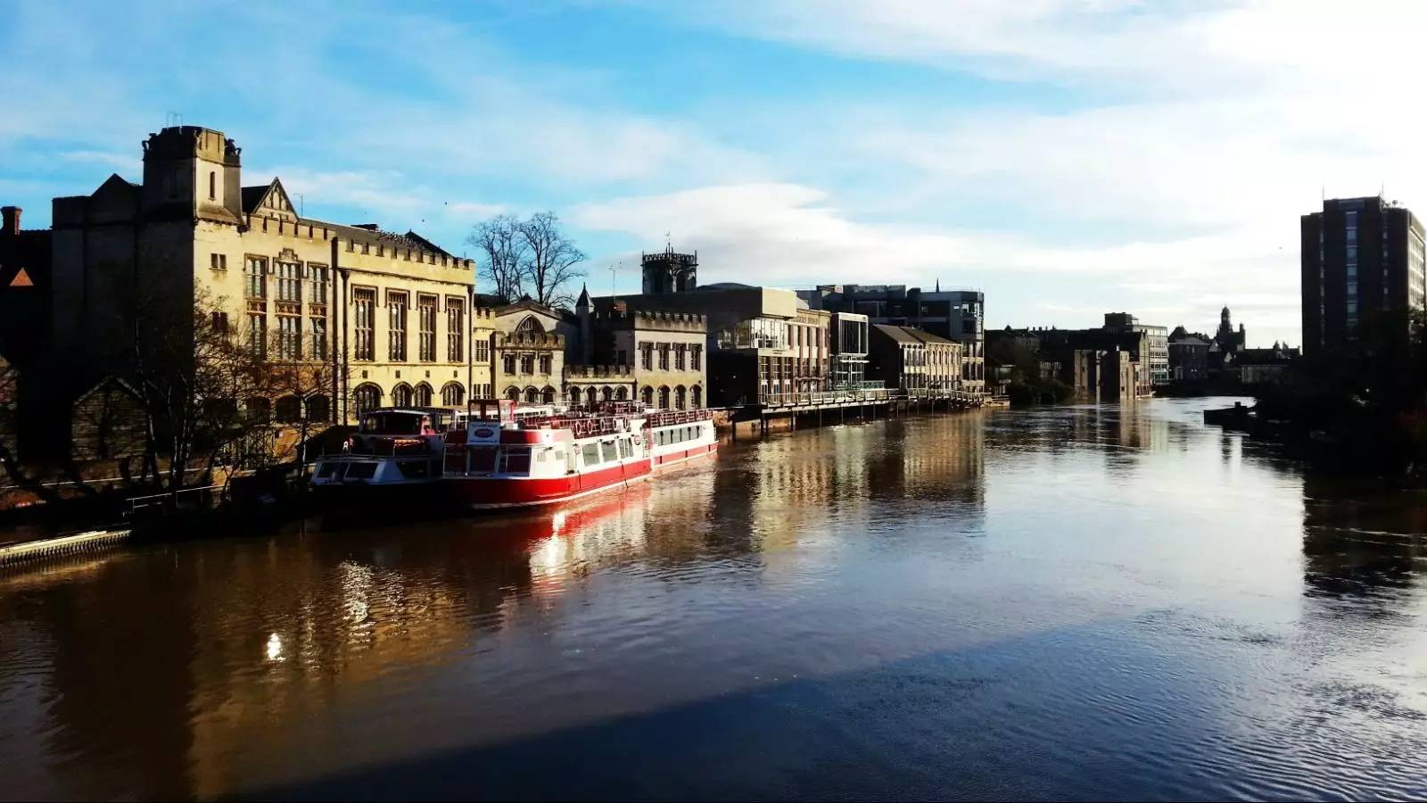 于乡：悠游英伦风情新葡京网上赌场彼岸(图1)